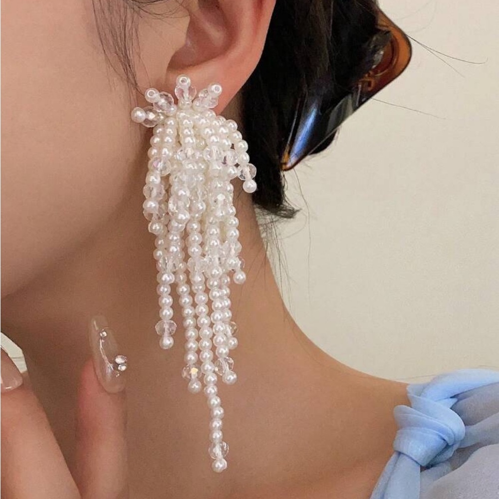 Pearl Cascade Fringe Drop Earrings - White